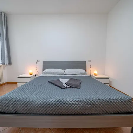 Apartment A Sust *